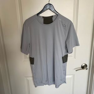 Large Lululemon running shirt